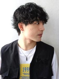 20代30代　黒髪　ツイスパ　マッシュ　メンズショート　束感 - Men's Salon bloc掲載