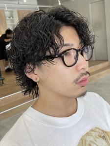 【メンズ限定】カット＋スパイラルパーマ　常田大希さん風 - LUVISM 長岡店【ラヴィズム】掲載