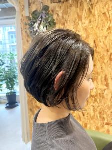 『20代30代オススメ♪』丸みかわいいショートボブ - Vanguard早稲田掲載