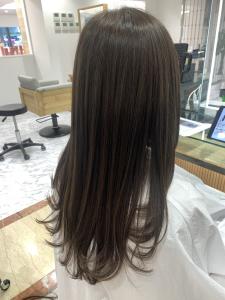 大人ナチュラルロング - e.m.a PREMIUM BEAUTY SALON掲載