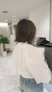 外はねボブ×ブラウンベージュ - e.m.a PREMIUM BEAUTY SALON掲載