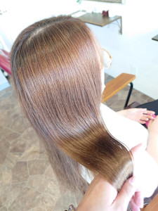 before⇔after　美革ストレート（酸性ストレート） - HAIR&EYELASH CHAIN掲載