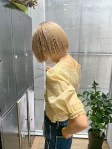 ミルクティーベージュ　グレージュ　タッセルボブ - ARCANA 明治神宮前 表参道 原宿掲載