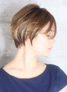 40代50代小顔美髪シアーカラーカールショート - INCEPTION  GINZA 銀座掲載
