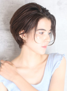 40代50代似合わせ小顔美髪シアーカラーカールショート - INCEPTION  GINZA 銀座掲載