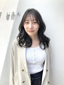 黒髪/グレーベージュ/レイヤーロング/前髪パーマ - ブリーチ&トリートメント&ショート HETTU 仙台駅前店掲載