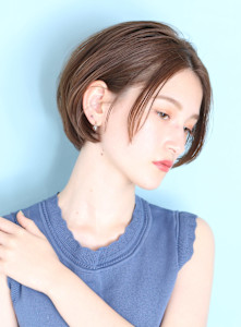 40代50代似合わせ小顔美髪シアーカラーカールショート - INCEPTION  GINZA 銀座掲載