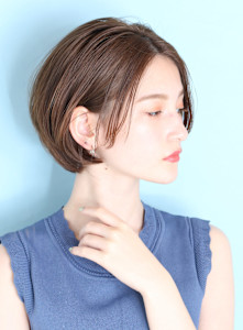 40代50代似合わせ小顔美髪シアーカラーカールショート - INCEPTION  GINZA 銀座掲載