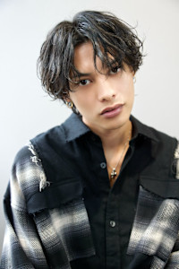 波巻きスパイラル - メンズヘア整形サロン GOALD 名古屋 栄掲載