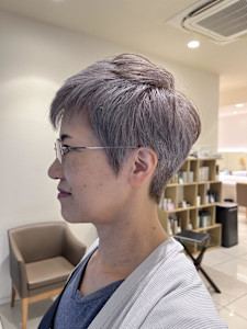 白髪染めしないショートヘア - marju銀座掲載