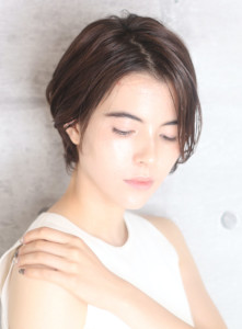 40代50代似合わせ小顔美髪シアーカラーカールショート - INCEPTION  GINZA 銀座掲載