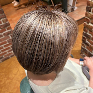 【佐須田】の 白髪ぼかしハイライトカラー♪ - tip・top町田店掲載