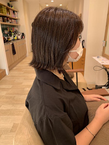 姫カットカールセミディシアーカラー - STELLA by KENJE掲載