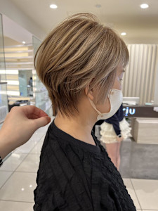 シフォンショート×白髪ぼかしハイライト - marju銀座掲載