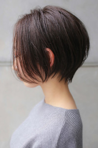 大人ショートボブ丸みショートカットマッシュショート前髪あり - ～ing deux掲載