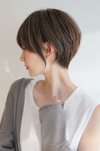 大人ショートボブ丸みショートカットマッシュショート前髪あり - ～ing deux掲載