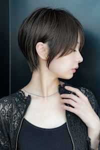 大人ショートボブ丸みショートカットマッシュショート前髪あり - ～ing deux掲載
