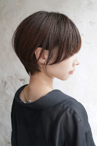 大人ショートボブ丸みショートカットマッシュショート前髪あり - ～ing deux掲載