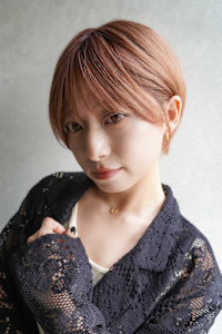 大人ショートボブ丸みショートカットマッシュショート前髪あり - ～ing deux掲載