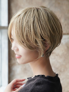 大人ショートボブ丸みショートカットマッシュショート前髪あり - ～ing deux掲載