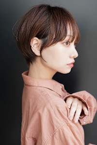 大人ショートボブ丸みショートカットマッシュショート前髪あり - ～ing deux掲載