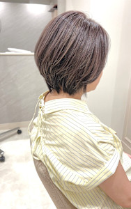 コントラストハイライト大人ショート40代/50代/60代 - High street Hair掲載