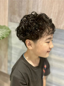 キッズくるくるパーマ