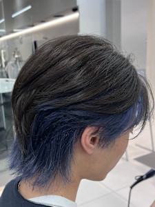 インナーカラー×ネイビーブルーカラー - ar+ hair salon 新宿三丁目店掲載