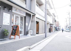 ドクターネイル爪革命 京都出町店(ドクターネイルツメカクメイ キョウトデマチテン)