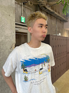 鈍いブロンドとスパイキーショート - Union掲載