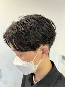 センターパート×刈り上げスタイル - ARCH ブランチ岡山北長瀬掲載