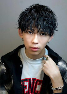 ツイストスパイラル - メンズヘア整形サロン GOALD 渋谷店掲載