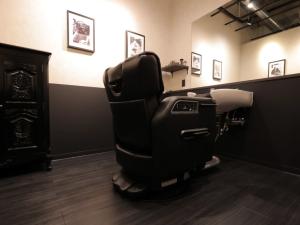 LAVIE NEWSTANDARDBARBER 浜松町本店(ラヴィニュウスタンダードバーバー ハママツチョウホンテン)