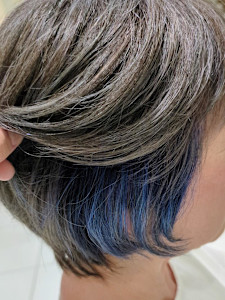 《脱白髪染め》ショート×ブルーイヤリングカラー【我孫子】 - AVENIR 我孫子店掲載