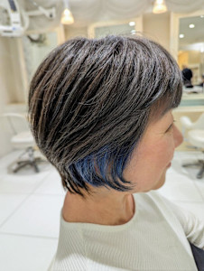 《脱白髪染め》ショート×ブルーイヤリングカラー【我孫子】 - AVENIR 我孫子店掲載