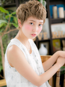 外国人風ハイライトカラー小顔クールショート　メンズライク - COVER HAIR bliss【カバーヘア ブリス】志木/志木南口駅前店掲載