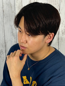 ナチュラルセンターパート - ヒロ銀座ヘアーサロン 麻布乃木坂 六本木駅前店掲載