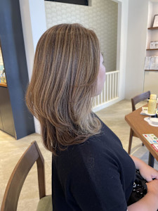 大人女性　白髪ぼかしハイライトカラー☆小林 - SARA Beauty Sight 志免店掲載