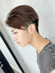 ハンサムショート/アッシュブラウン/ツーブロック - Aco掲載