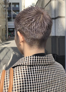 ベリーショート　シルバーベージュ　ブリーチ　ハイトーン - atacca ungu掲載