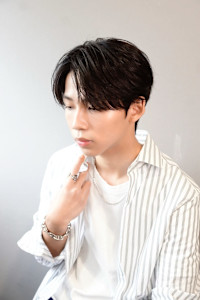 ナチュラルセンターパート - メンズヘア整形サロン GOALD 渋谷本店掲載