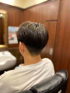 前下がりセンターパート - HIRO GINZA 池袋東口店【ヒロギンザ】掲載