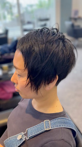 大人アシメベリーショート - ヘアコンシェルジュ Fuchibe掲載