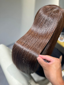 "髪質改善で叶える"艶さら白髪染め   『銀座/個室』 - answer BEAUTY SALON掲載