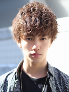 カーリーウルフ スパイラル Cカール ツイストスパイラル  - KUROT 福岡本店掲載