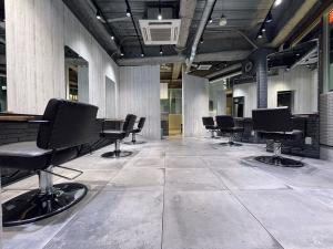 AXY HAIR&MAKE 新宿本店(アクシー ヘアーアンドメイク シンジュクホンテン)