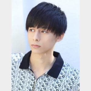 オイル仕上げマッシュ 黒髪ツーブロック刈り上げ上通 - KUROT 熊本掲載