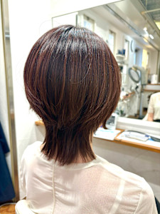 グラデーションウルフレイヤー - Hair Salon Leaf掲載