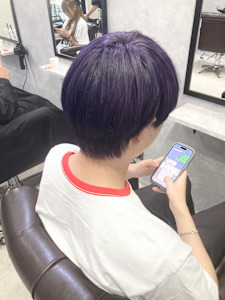 ブルーヴァイオレット - GLADGE池袋/ダブルカラー/ブリーチ掲載