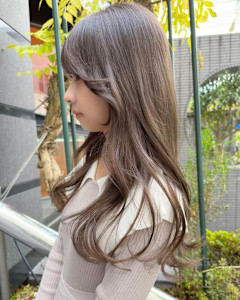 秋色_くすみベージュ_オリーブカラー_オリーブベージュ - Rosier by artina 町田3号店掲載